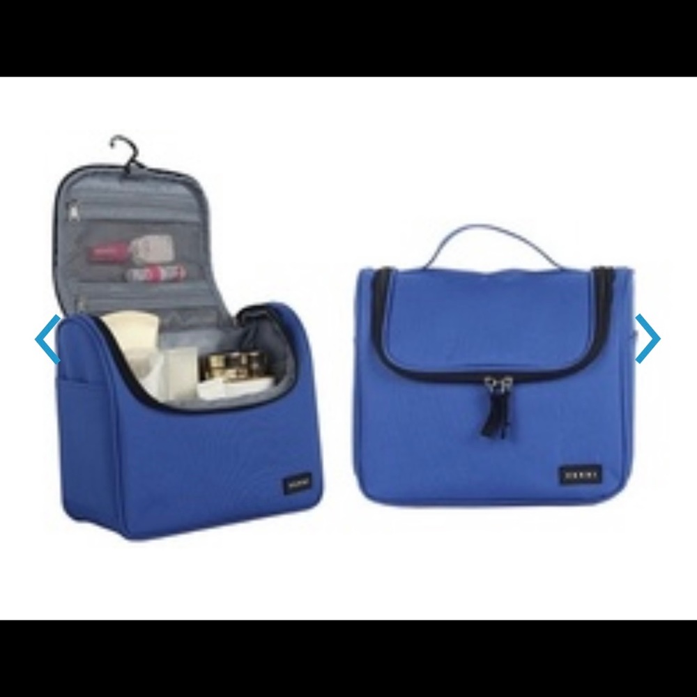 Verdi Hanging Travel Cosmetics Essentials Bag